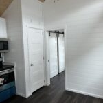 22080 Glenwood-908