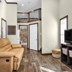 30-Tiny Home 2-08